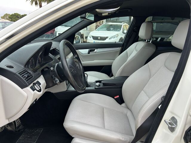 MERCEDES C220 CDI AVANTGARDE ESTATE SPANISH LHD IN SPAIN 231000 MILES 2010